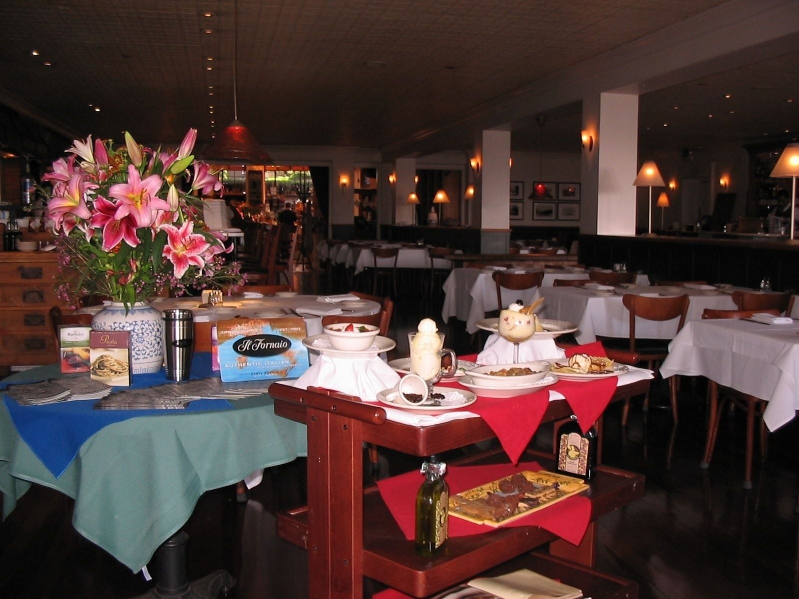 breakfast, lunch, dinner served; italian cuisine