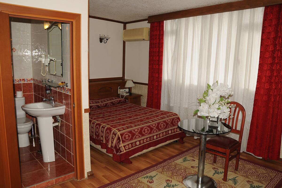 Premium bedding, memory foam beds, minibar, in-room safe