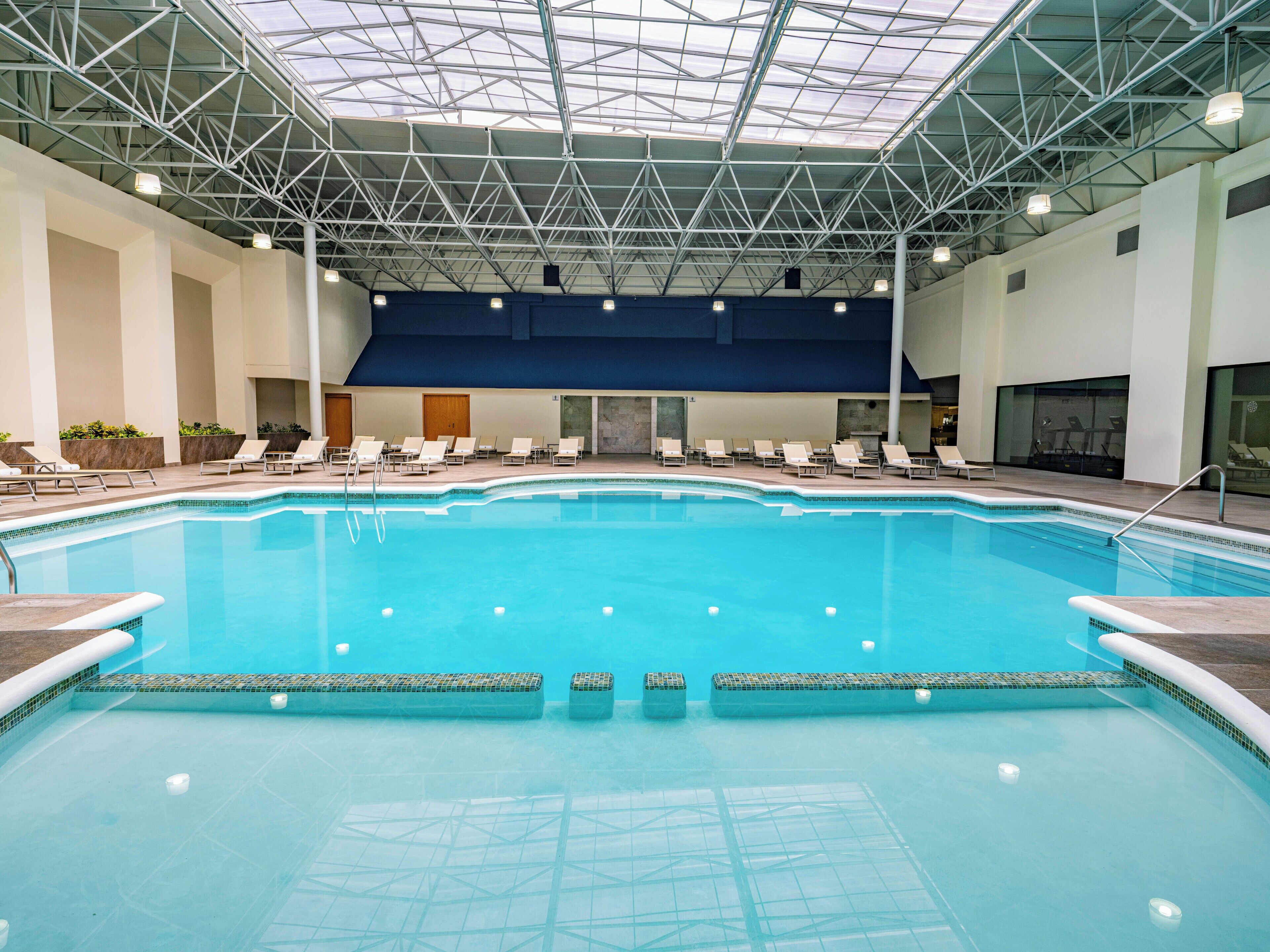 Una piscina techada