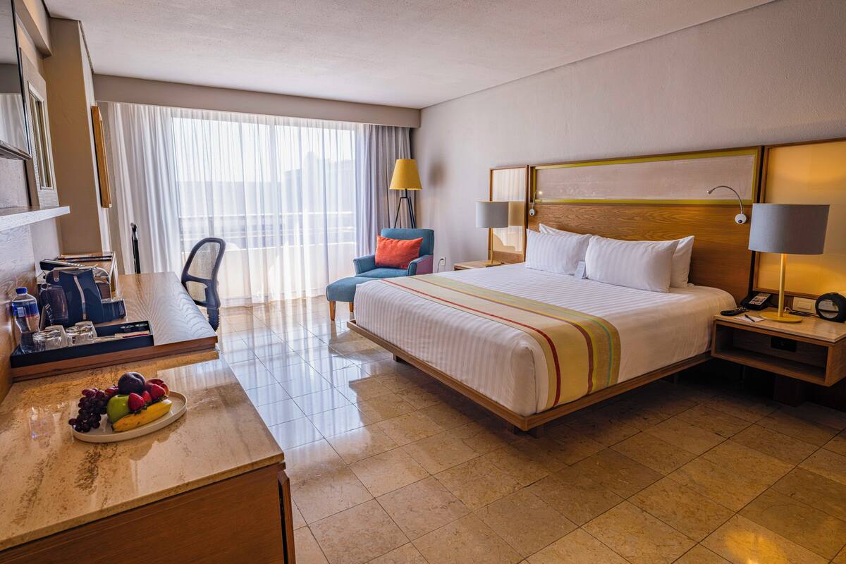 Minibar, in-room safe, desk, blackout curtains
