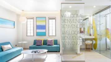 Junior Suite, Balcony, Pool View | 1 bedroom, minibar, in-room safe, desk