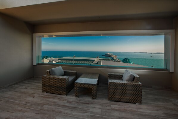 View from room - Radisson Hotel Baku (Baku)