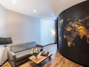 Suite, 1 King Bed