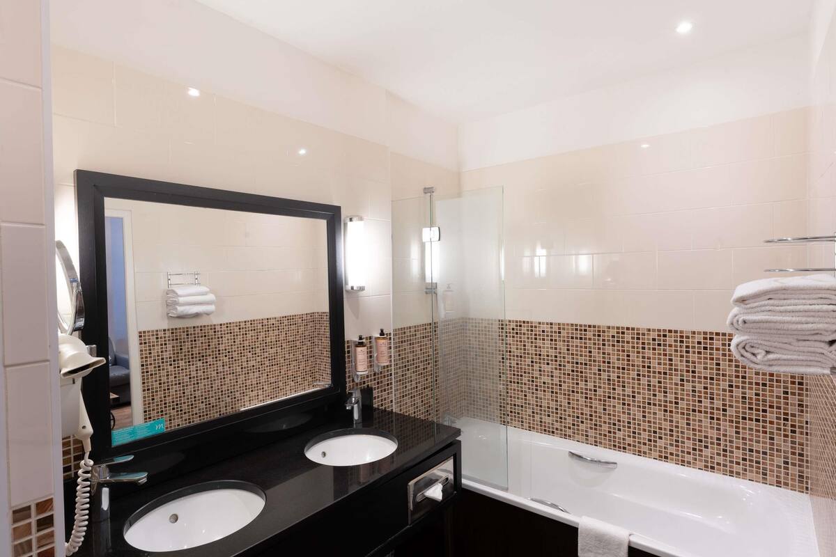 in-room safe, desk, blackout curtains, soundproofing