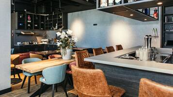 Daily buffet breakfast (EUR 16.50 per person)