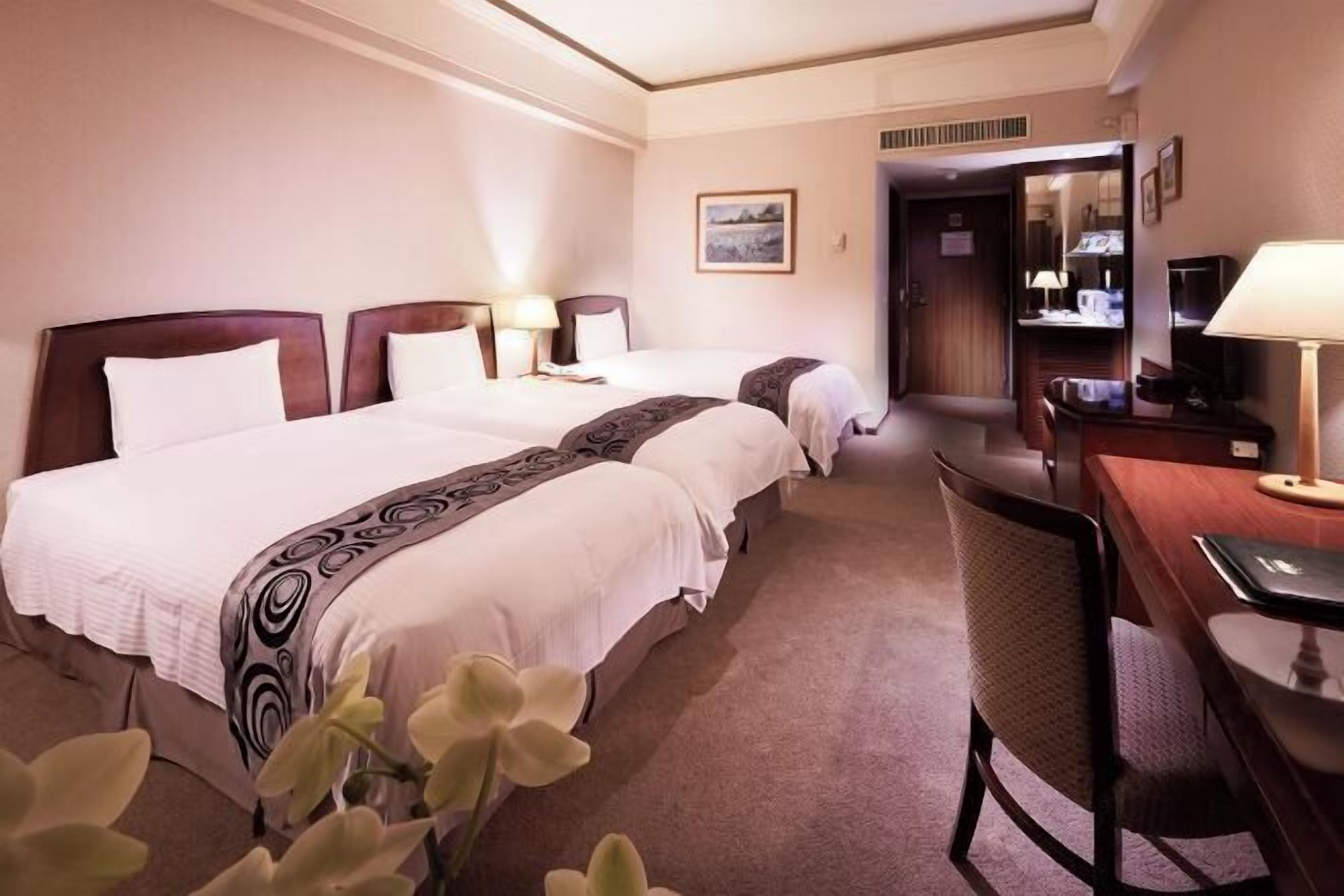 Blackout drapes, soundproofing, iron/ironing board, free WiFi