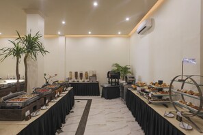 Päivittäinen buffetaamiainen maksusta