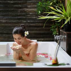 Couples treatment room(s), hot tub, body treatments, body scrubs
