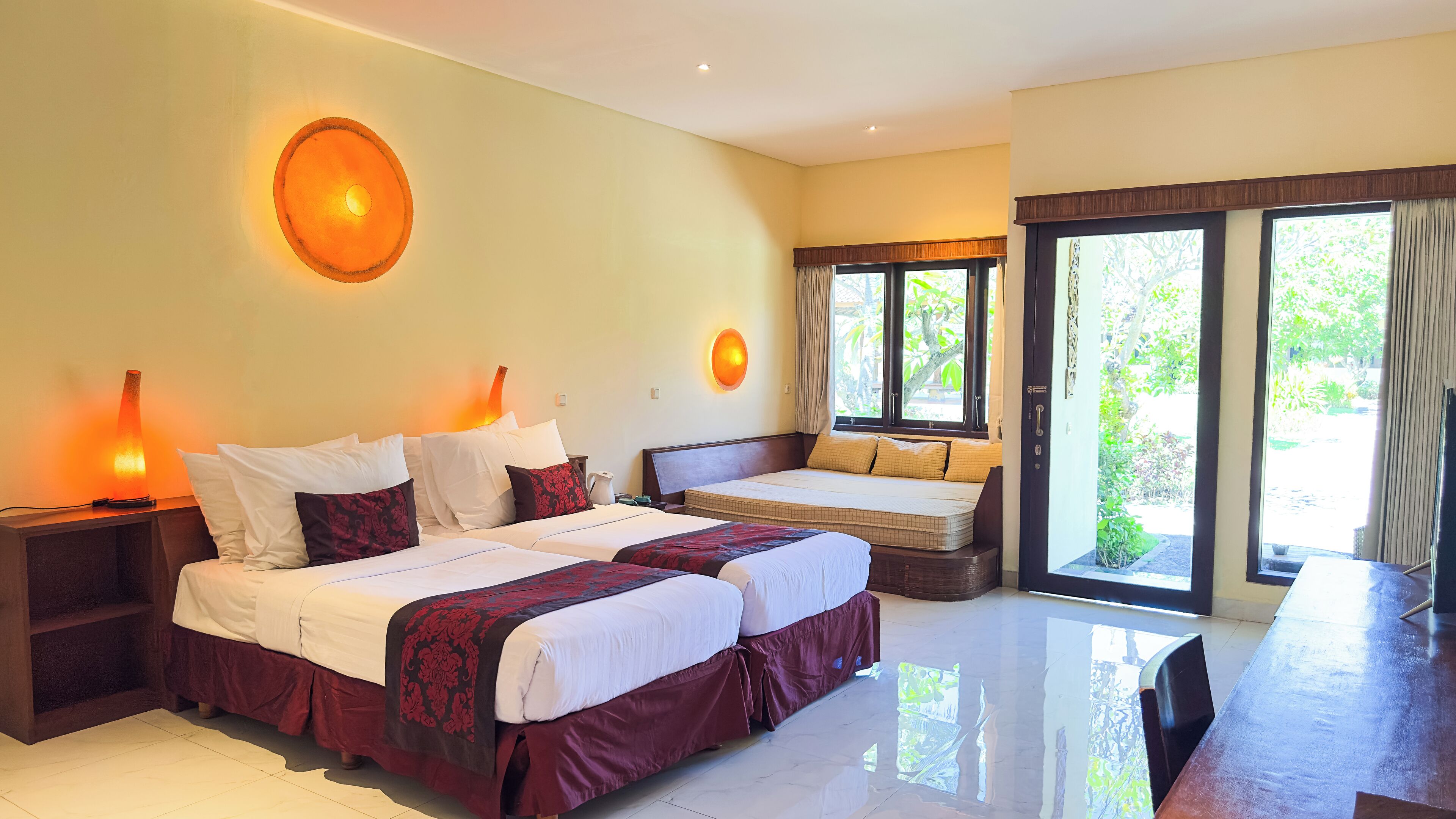 Chambre Deluxe avec lits jumeaux (Deluxe Ombak Room) | Literie de qualité supérieure, minibar, coffres-forts dans les chambres