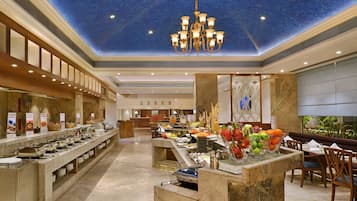 Bữa sáng buffet hàng ngày (900 INR/mỗi người)