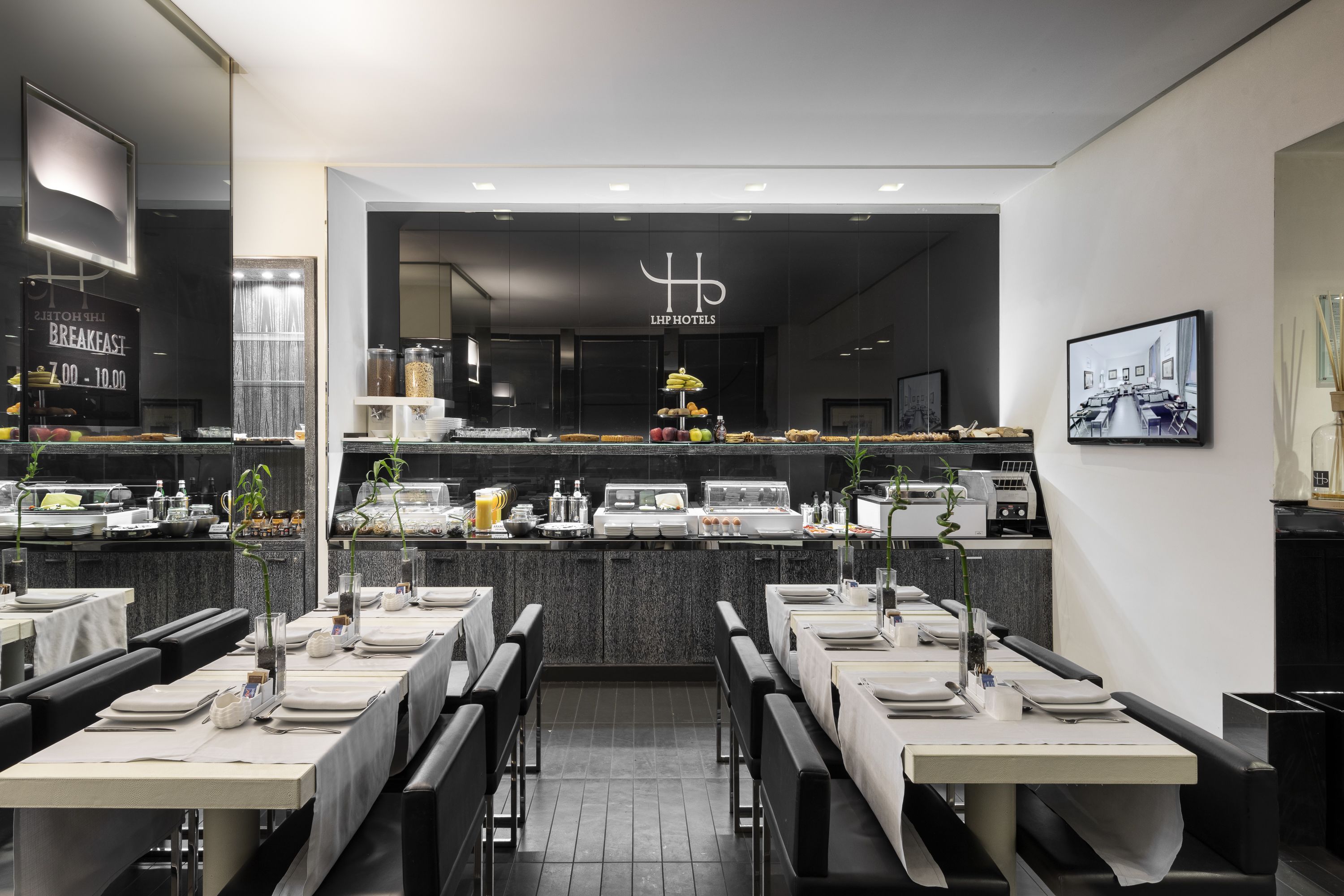 daily buffet breakfast (eur 20 per person)