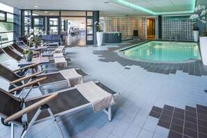 Indoor pool - Fletcher Wellness-Hotel Trivium (Etten-Leur)