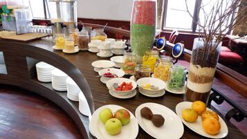 Daily buffet breakfast for a fee
