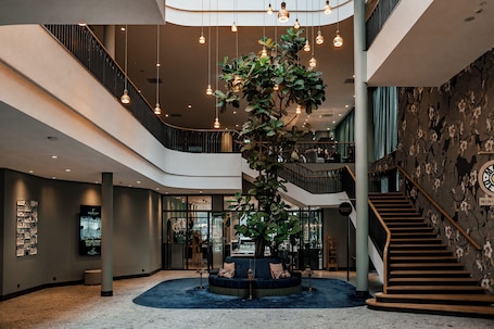 Vestíbulo. Van der Valk Hotel Venlo