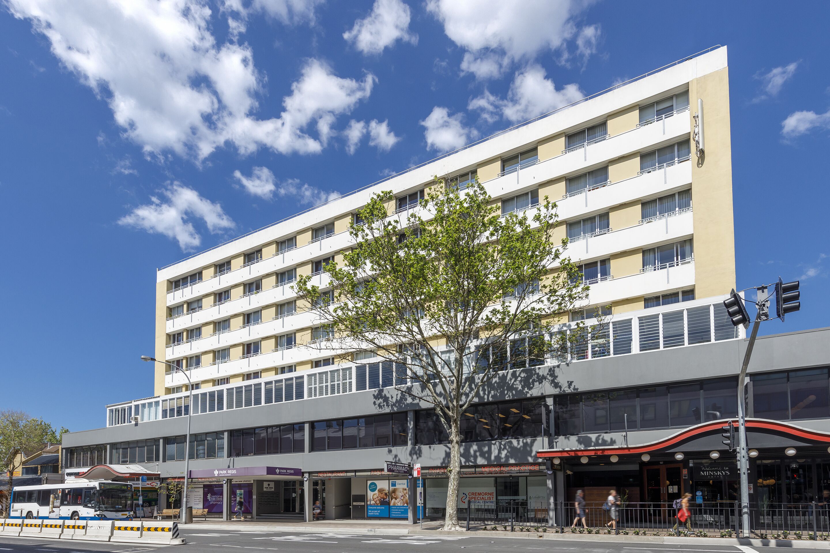 Park Regis Concierge Apartments — image 17