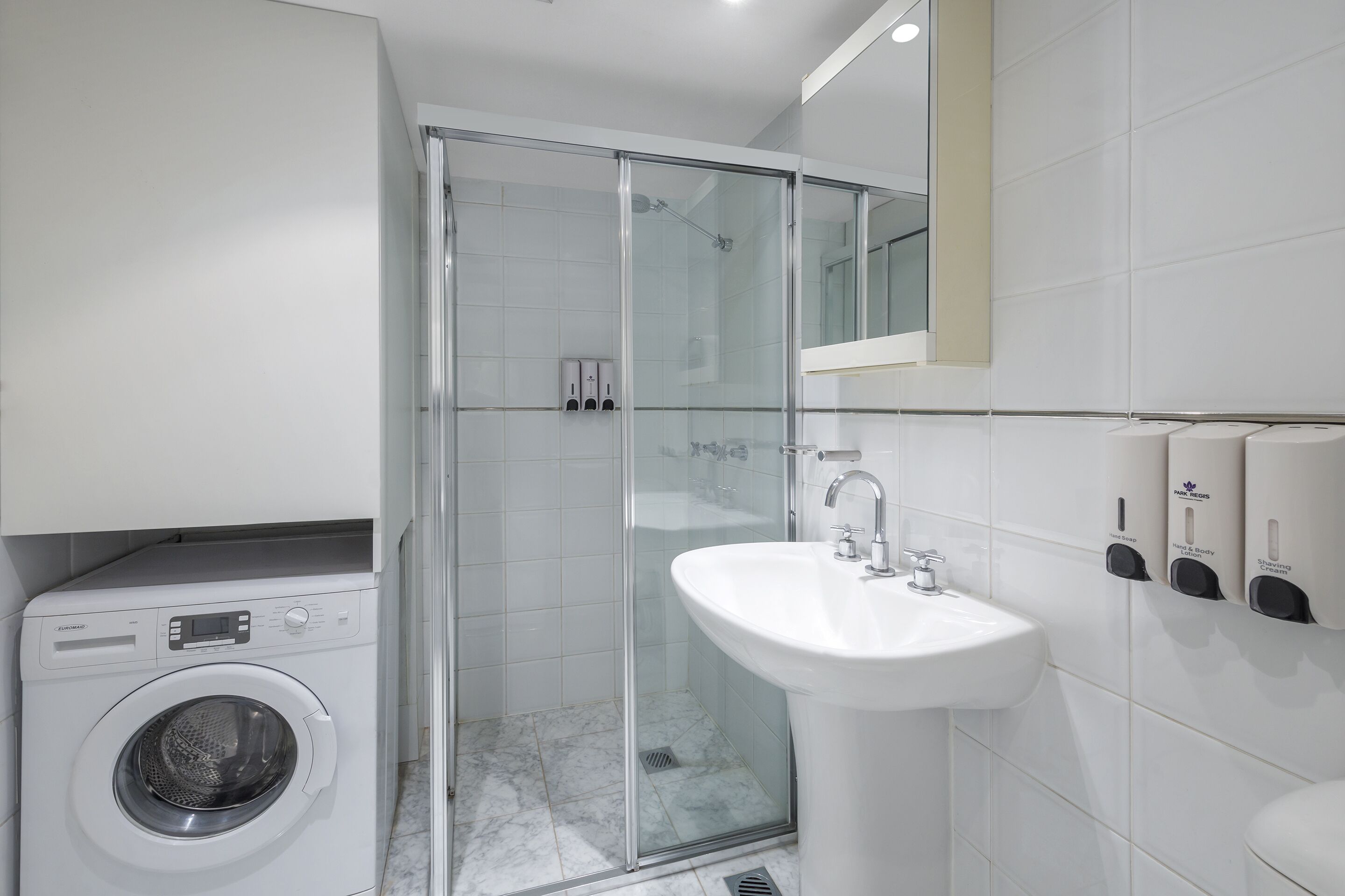 Park Regis Concierge Apartments — image 7