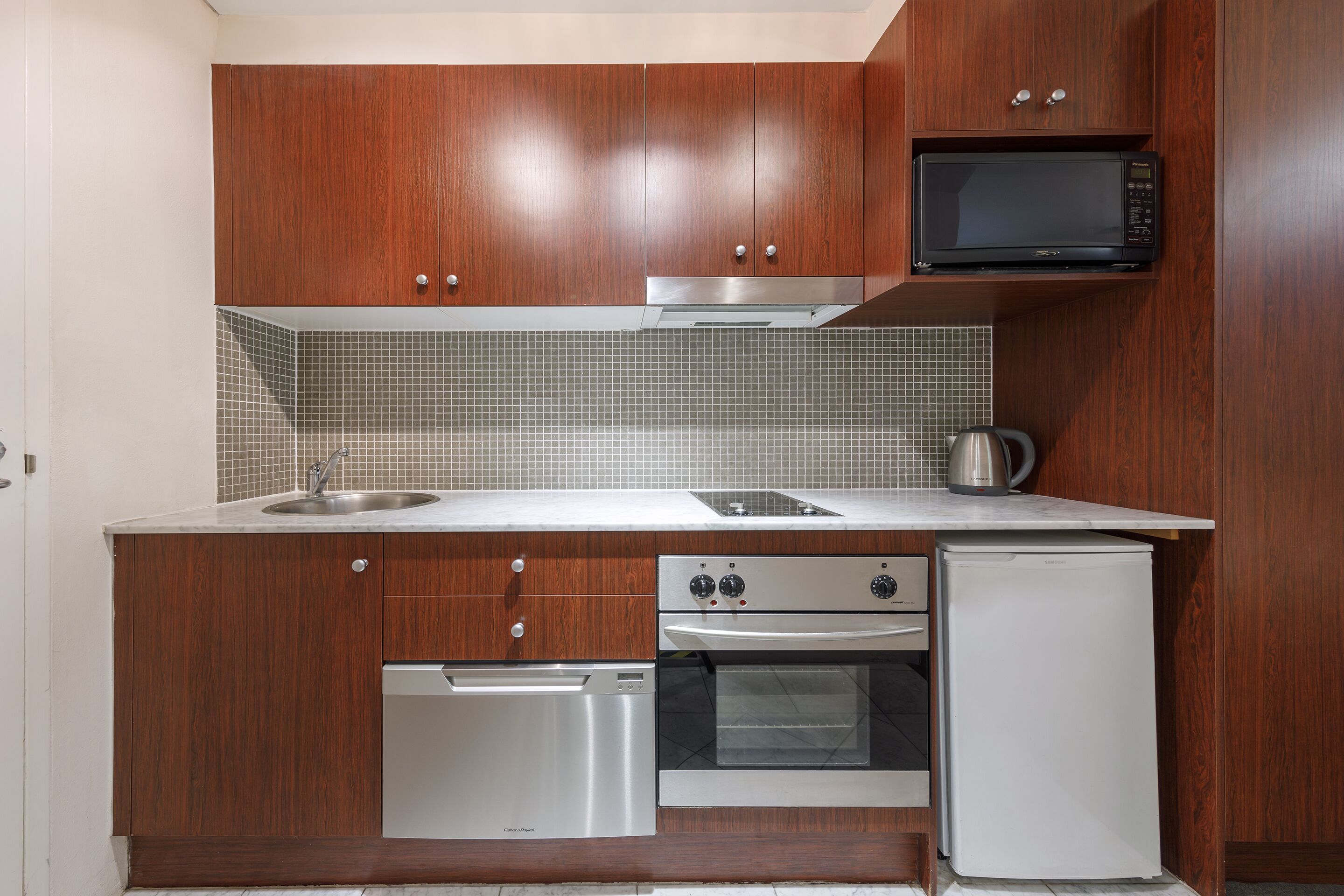 Park Regis Concierge Apartments — image 16