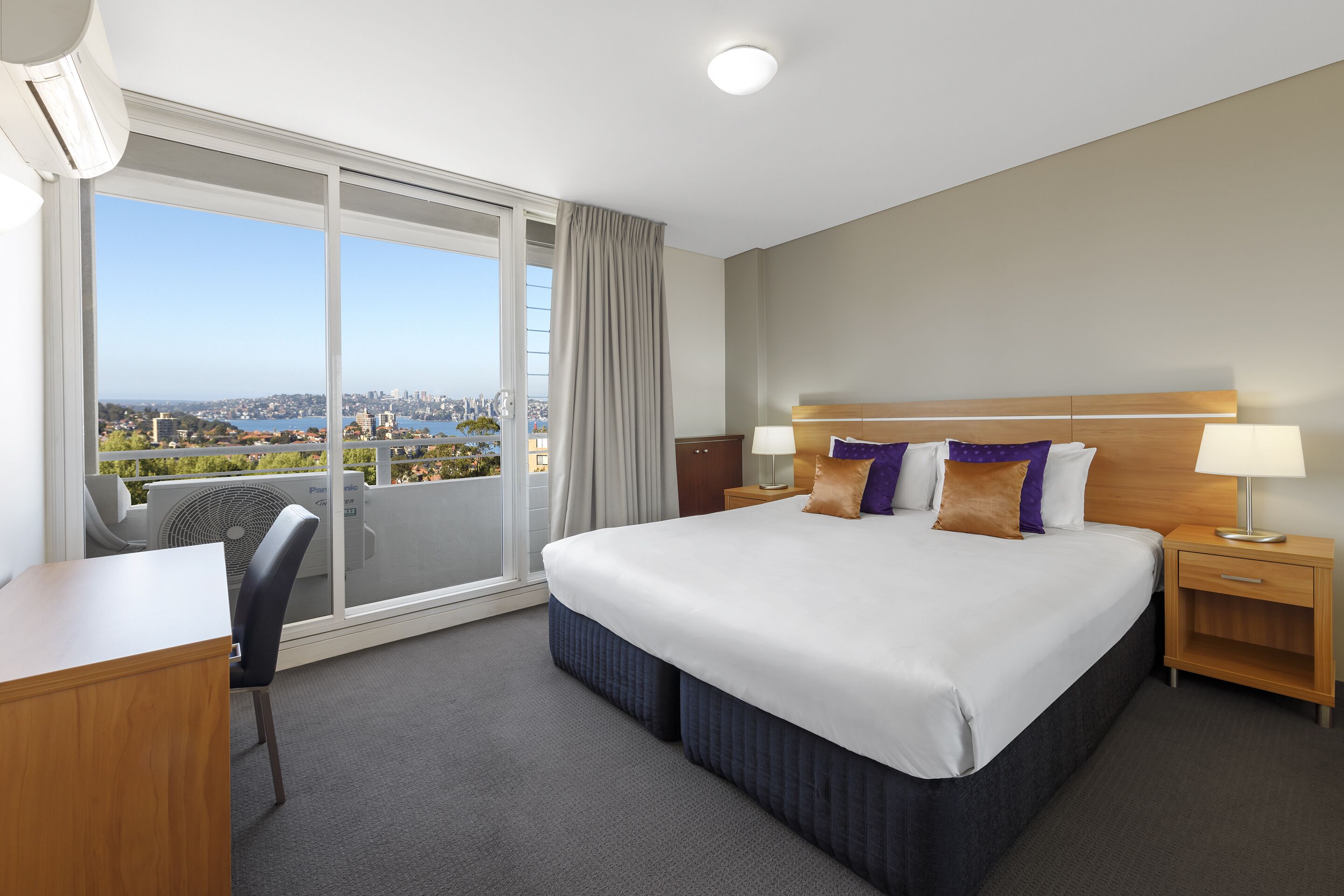 Park Regis Concierge Apartments — image 4