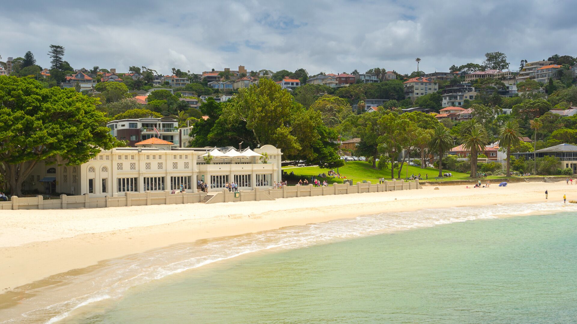 Park Regis Concierge Apartments — image 19