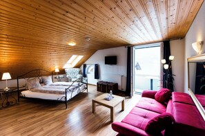 Habitació doble superior | Caixa forta a l'habitació, cortines opaques i wifi gratuïta