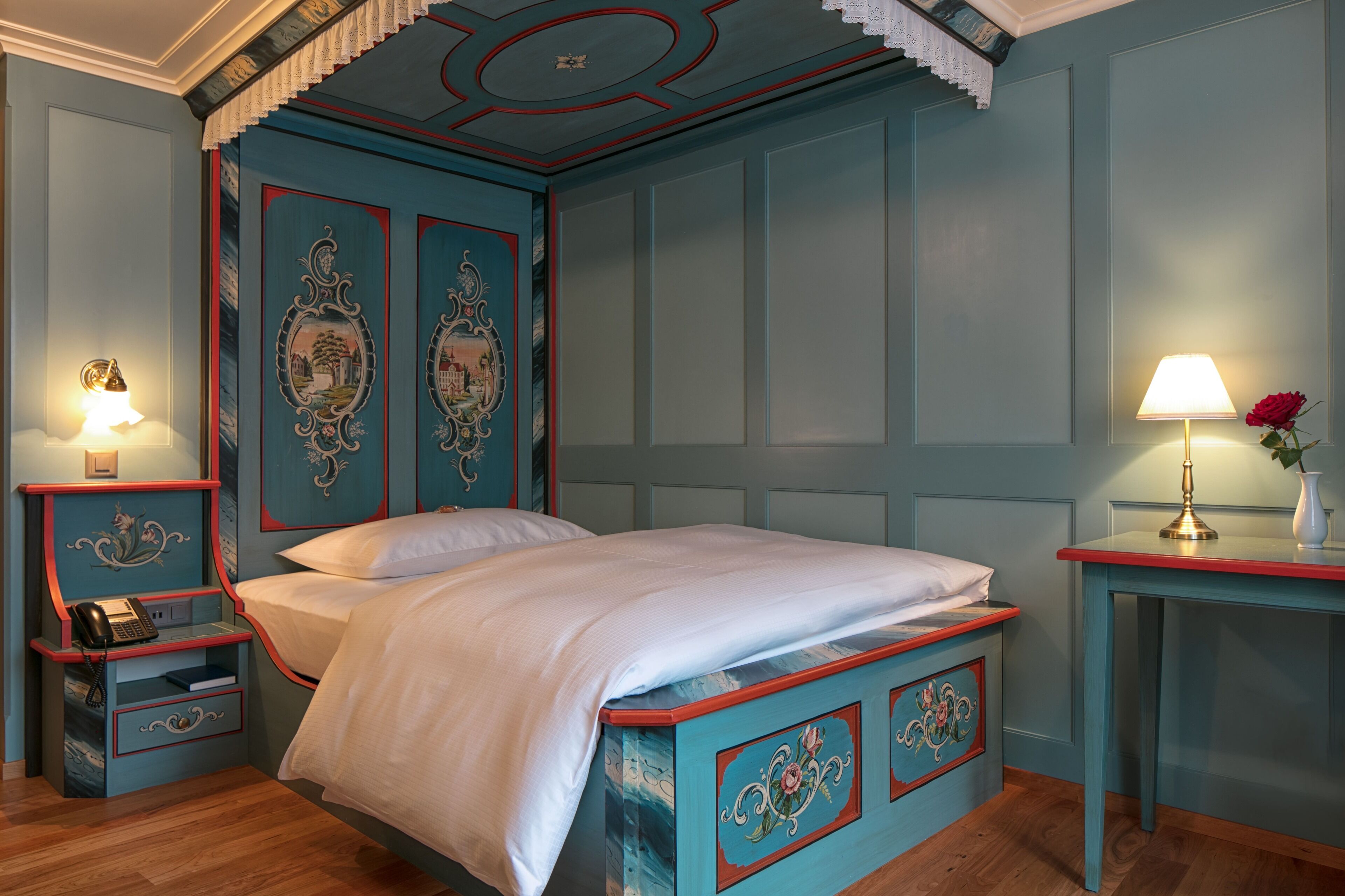 Traditional Single Room