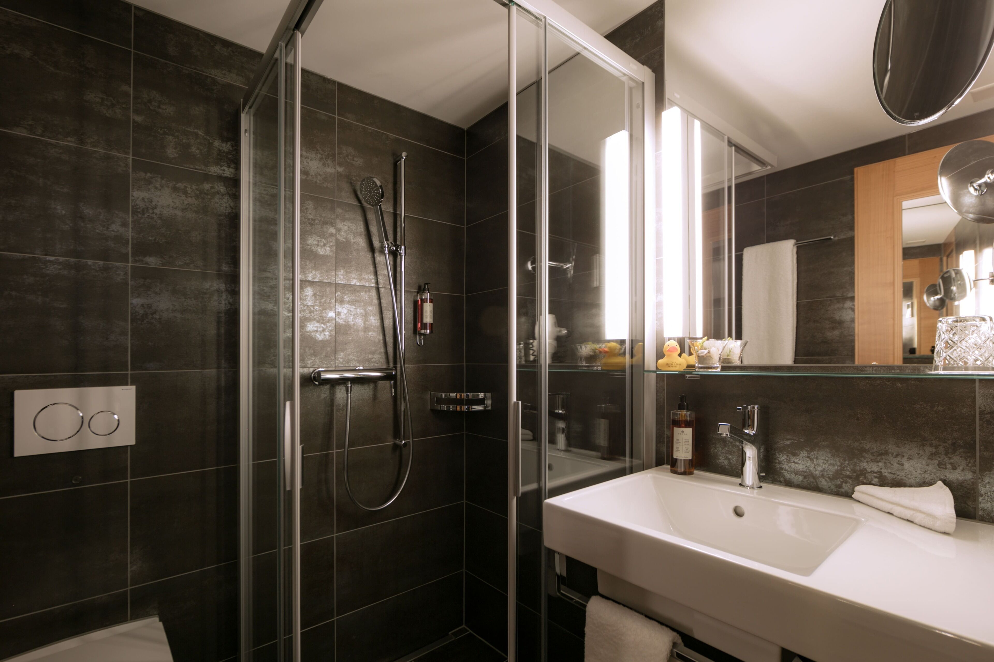 Comfort-Doppelzimmer | Badezimmer