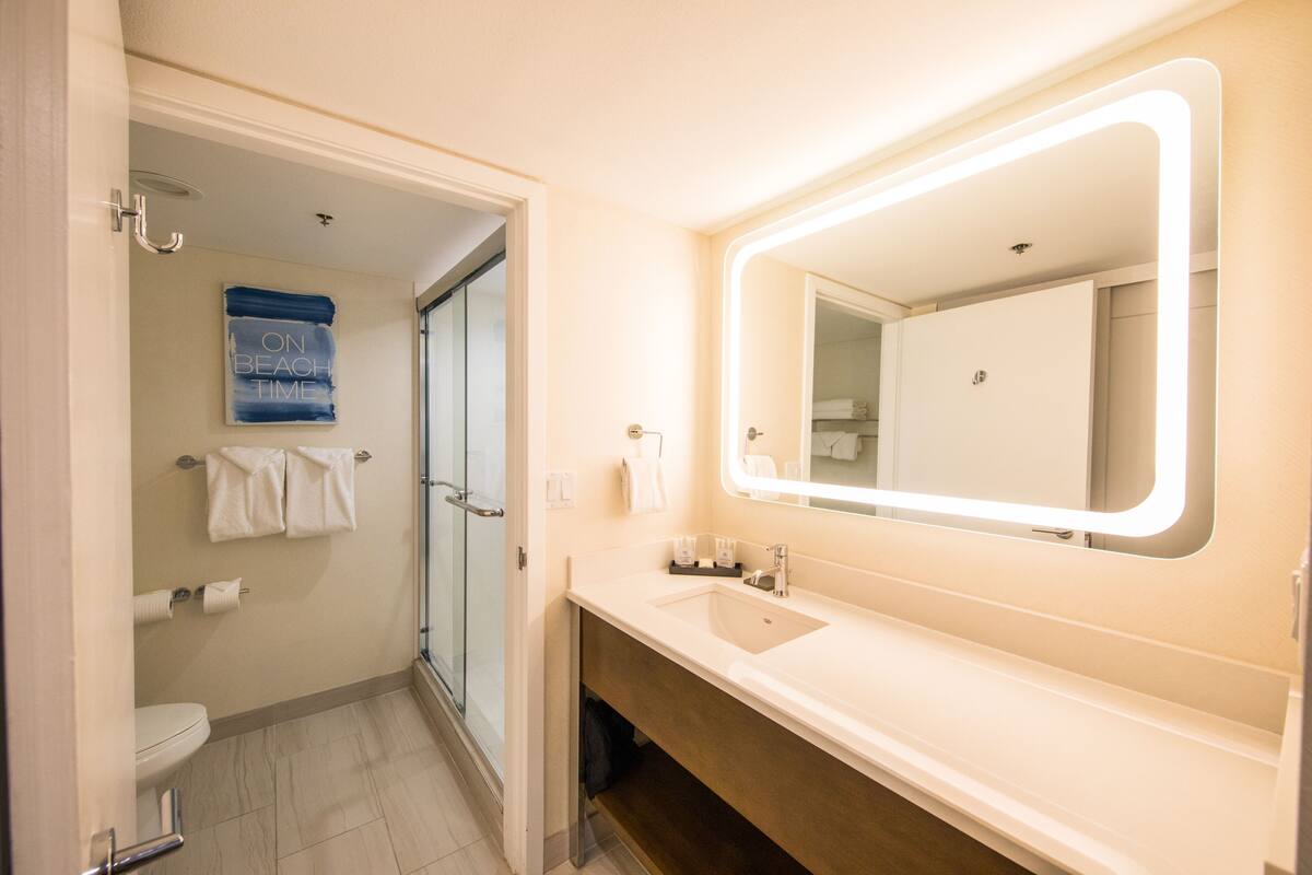 ocean view, 1 king bed | bathroom | combined shower/bathtub, free toiletries, hair dryer, towels