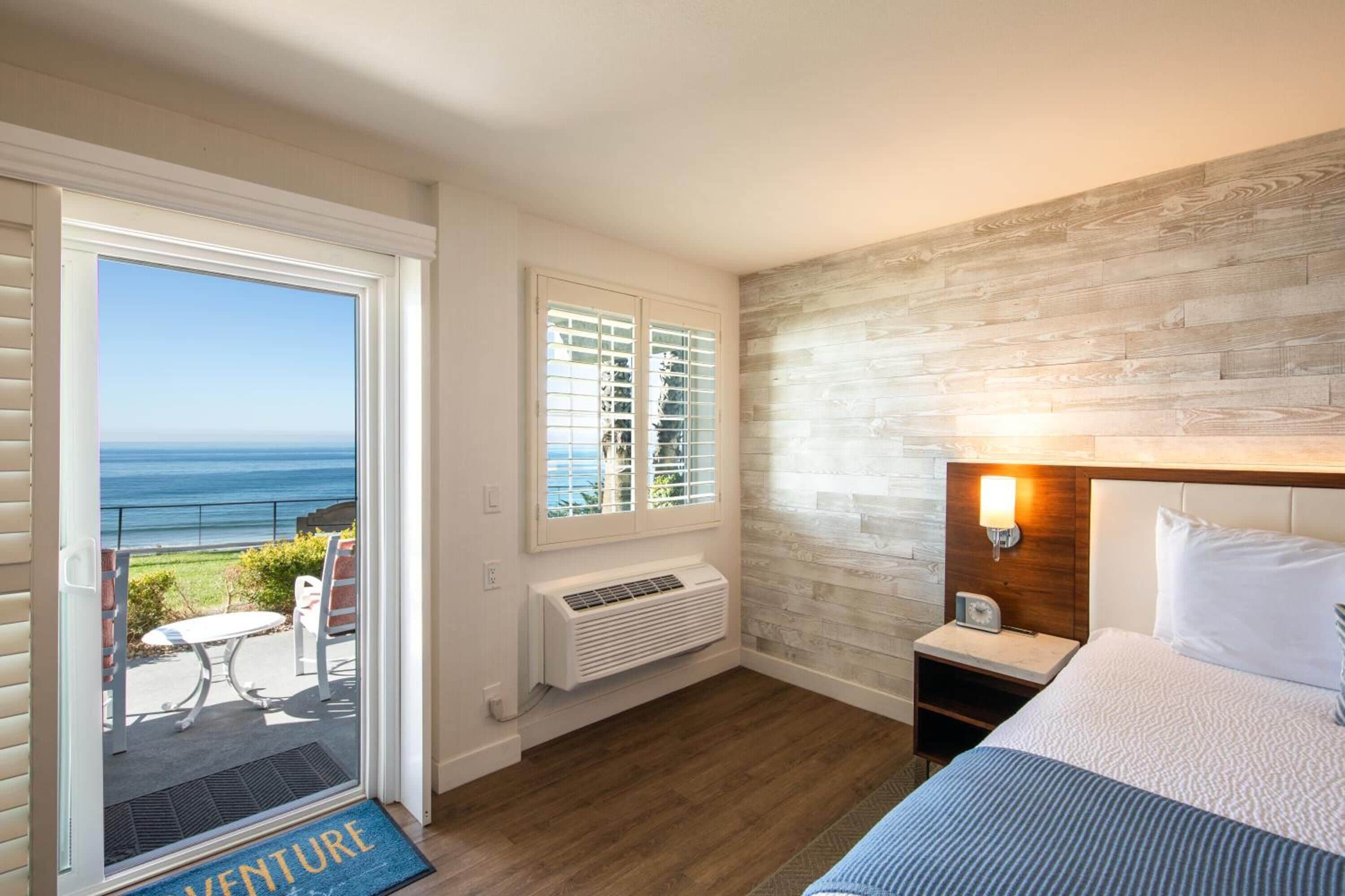 1 bedroom, egyptian cotton sheets, premium bedding, pillow-top beds