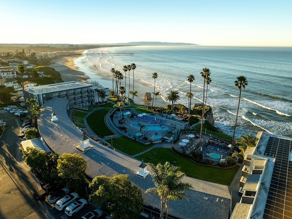 Exterior - SeaCrest OceanFront Hotel (Pismo Beach)