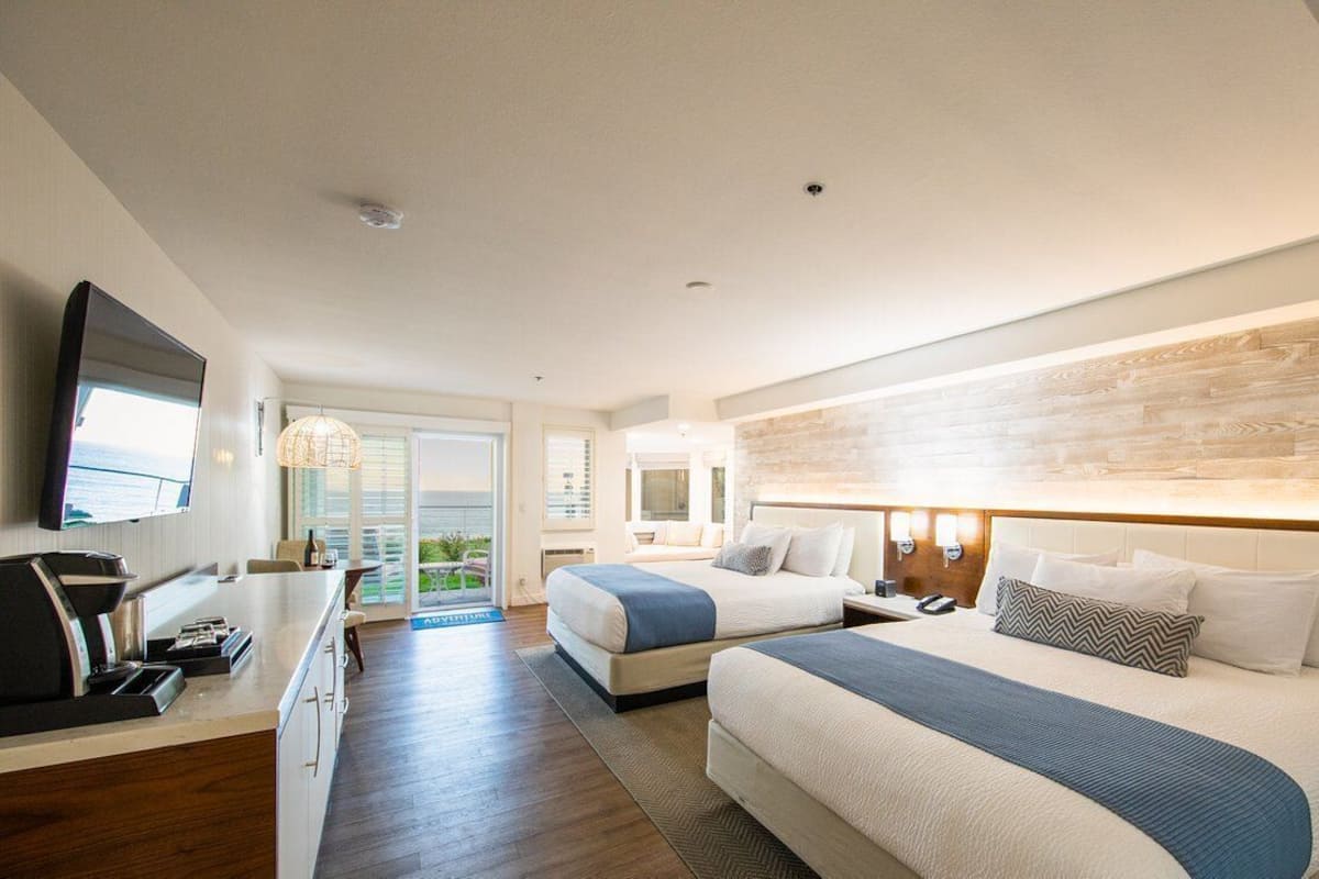 Ropa de cama de alta calidad y camas con pillow-top