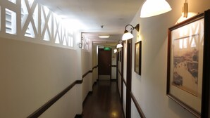 Hallway - Perak Hotel (Singapore)