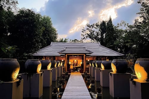 Espace de soins pour les couples, sauna, bain à remous, hammam, hammam