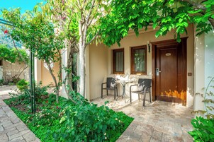 Ropa de cama de alta calidad y minibar