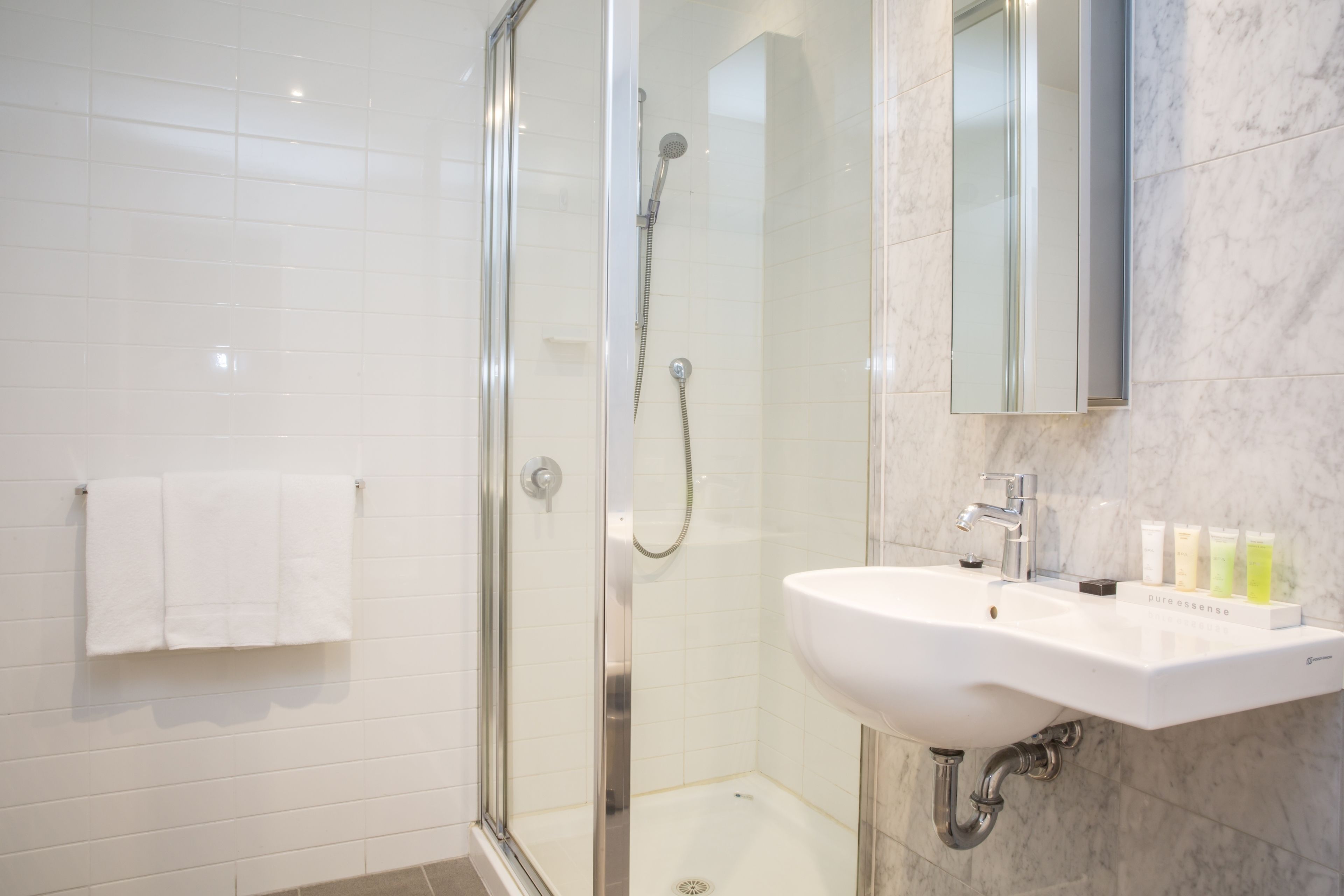 Adara Hotel Richmond — image 7