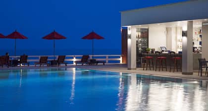Chom View Hotel