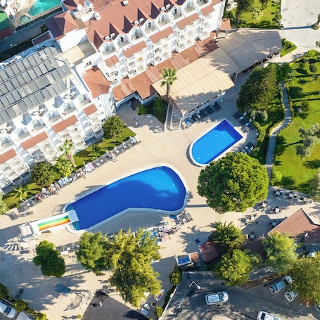 Exterior. Halıcı Hotel