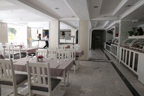 มินิบาร์, เปล/เตียงเด็กอ่อน (ฟรี), Wi-Fi ฟรี, ผ้าปูที่นอน