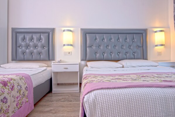 Standard Room | Minibar, free cots/infant beds, free WiFi, bed sheets - Halıcı Hotel (Marmaris)