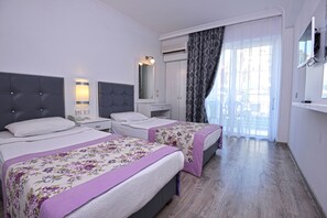 Standard Room | Minibar, free cribs/infant beds, free WiFi, bed sheets