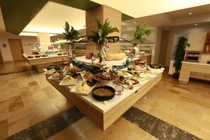 Breakfast buffet - Turunc Resort (Marmaris)
