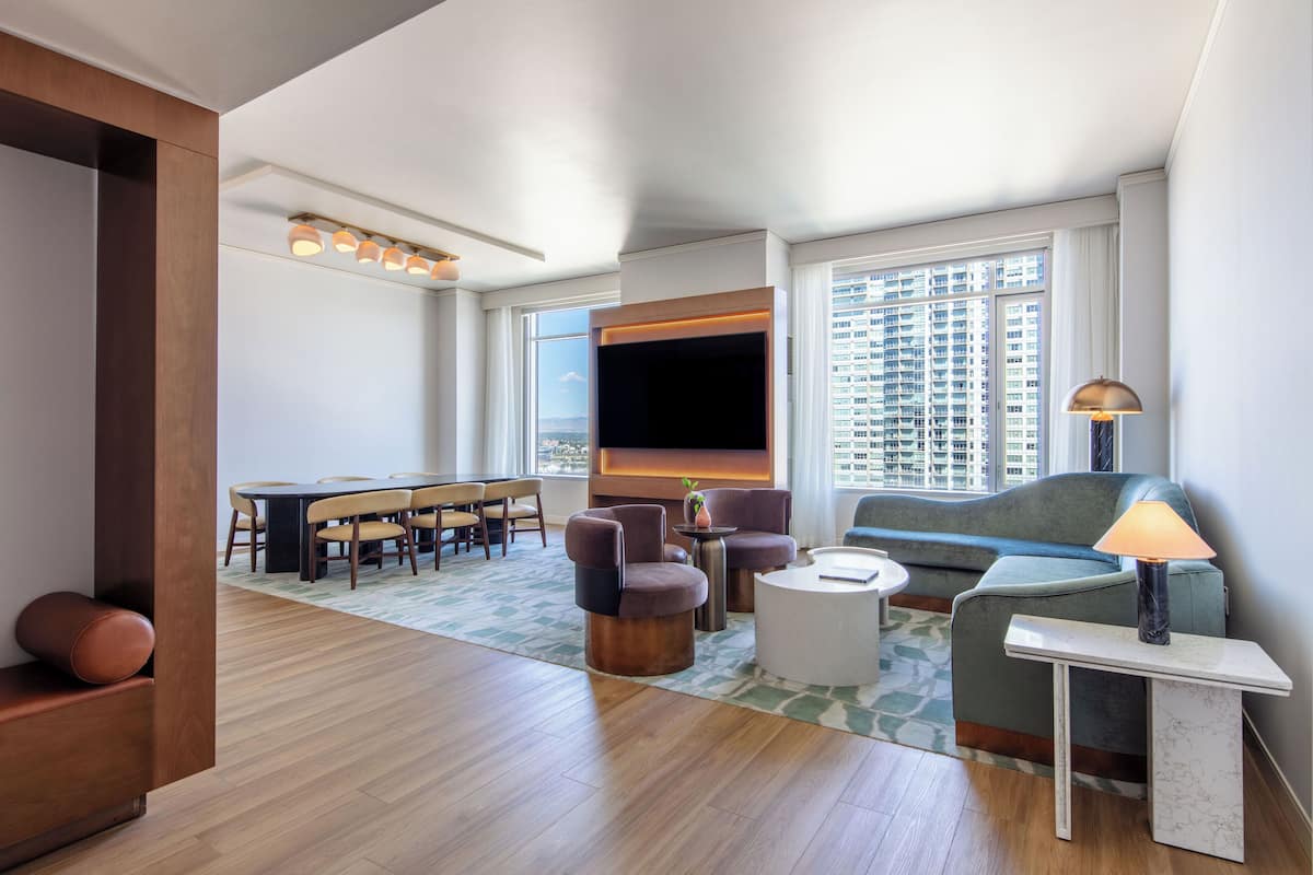 Blue Spruce Suite | Premium bedding, pillow-top beds, in-room safe, desk