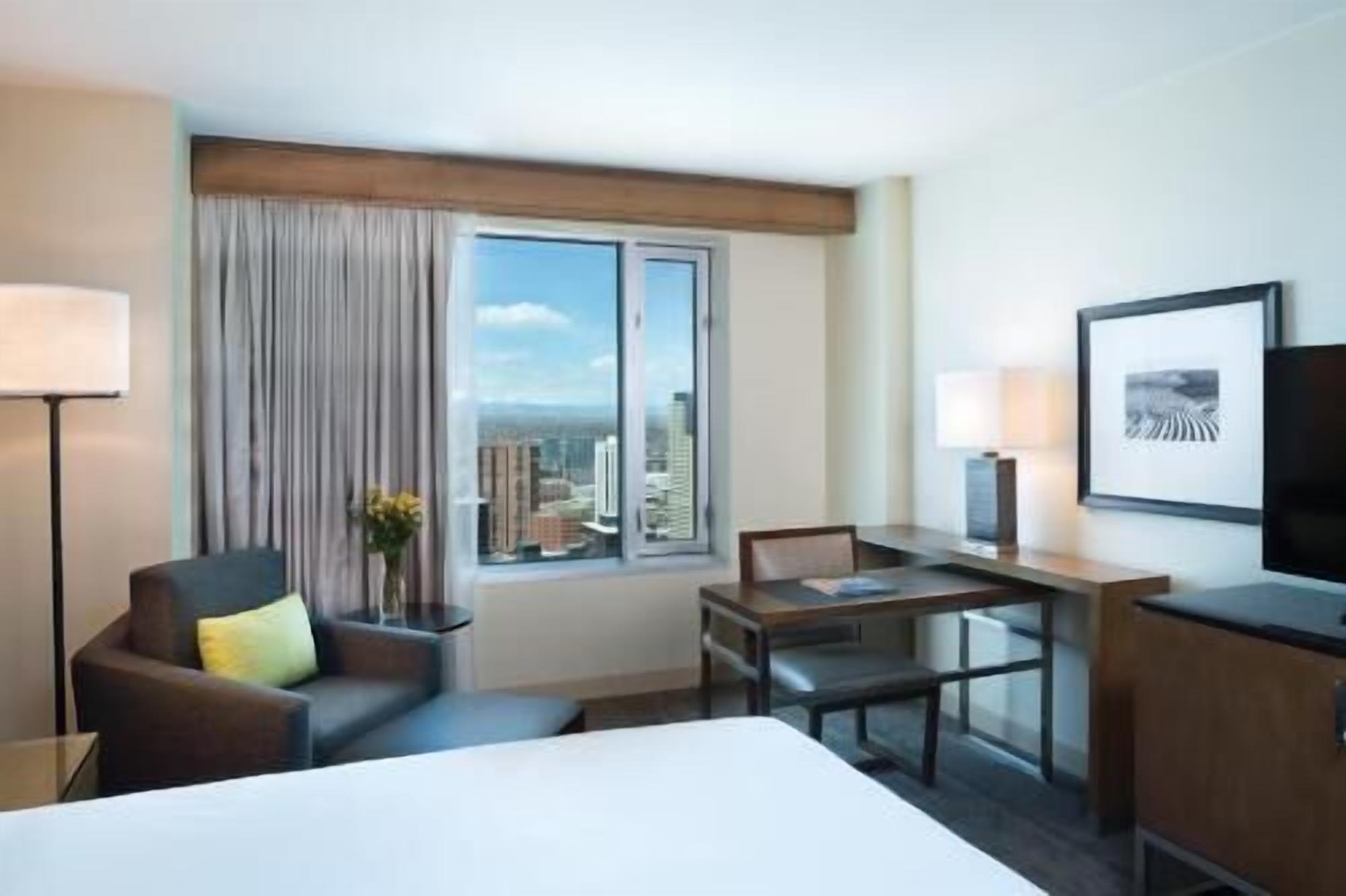 Premium bedding, pillowtop beds, in-room safe, desk