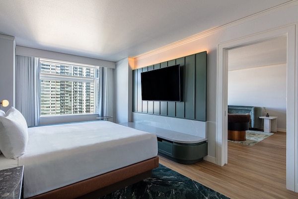 Suite (Juniper) | Ropa de cama de alta calidad y colchones con acolchado adicional