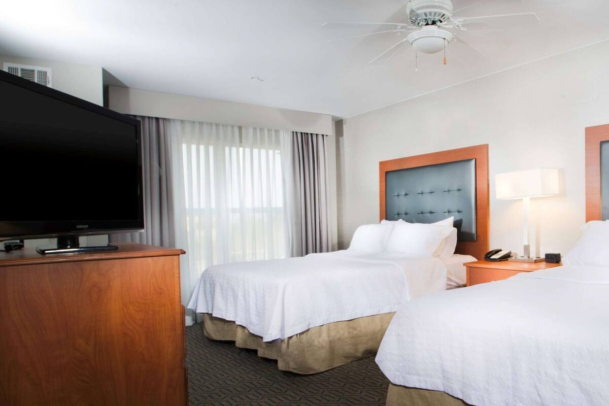 In-room safe, desk, iron/ironing board, free cribs/infant beds