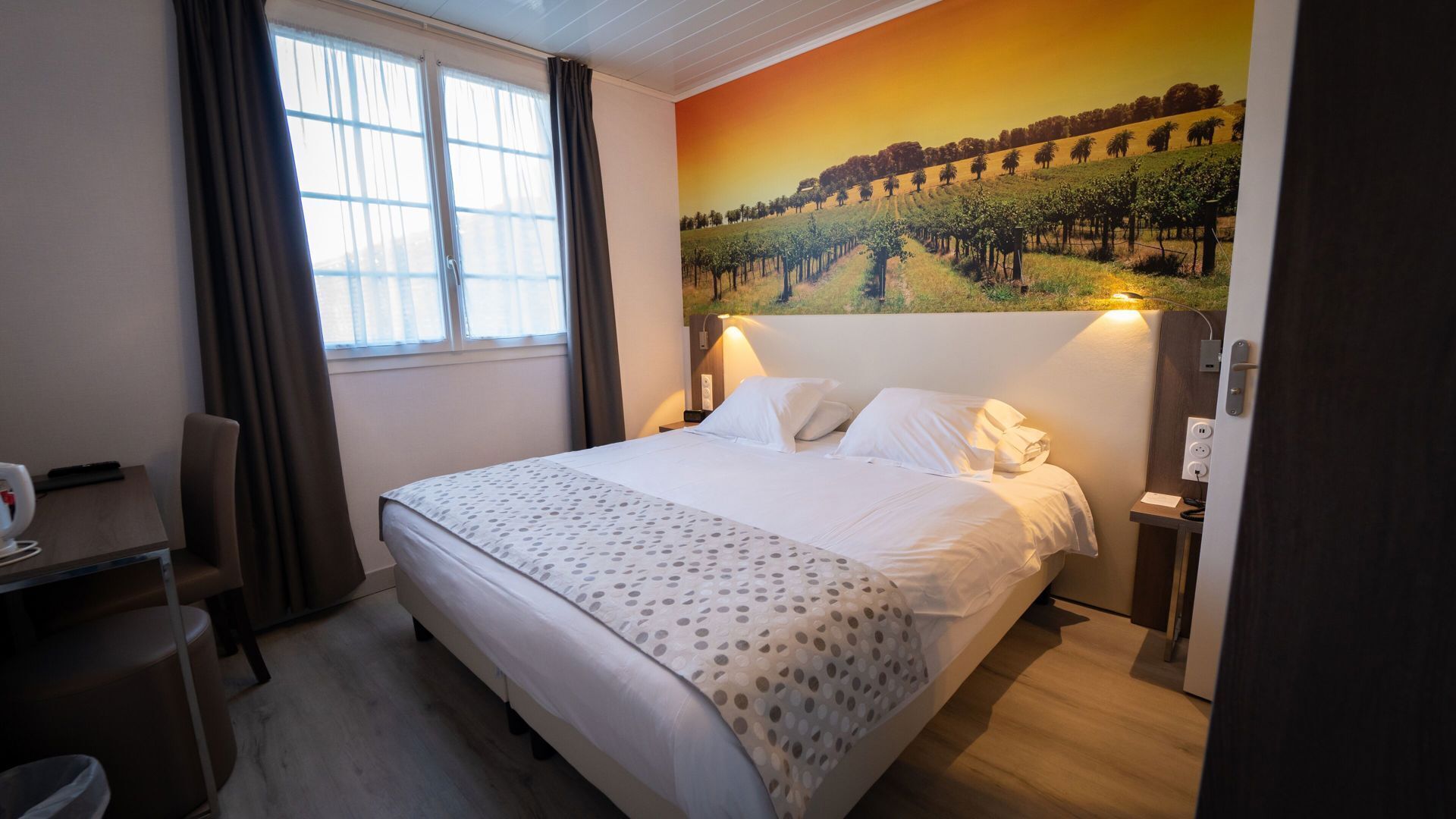 Premium bedding, pillowtop beds, in-room safe, desk