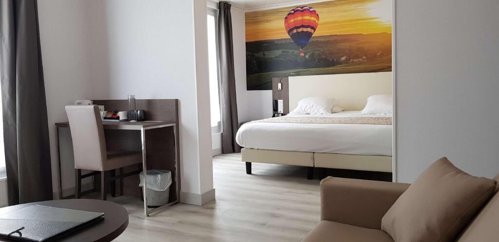 Premium bedding, pillow-top beds, in-room safe, desk