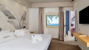 Premium bedding, minibar, in-room safe, desk