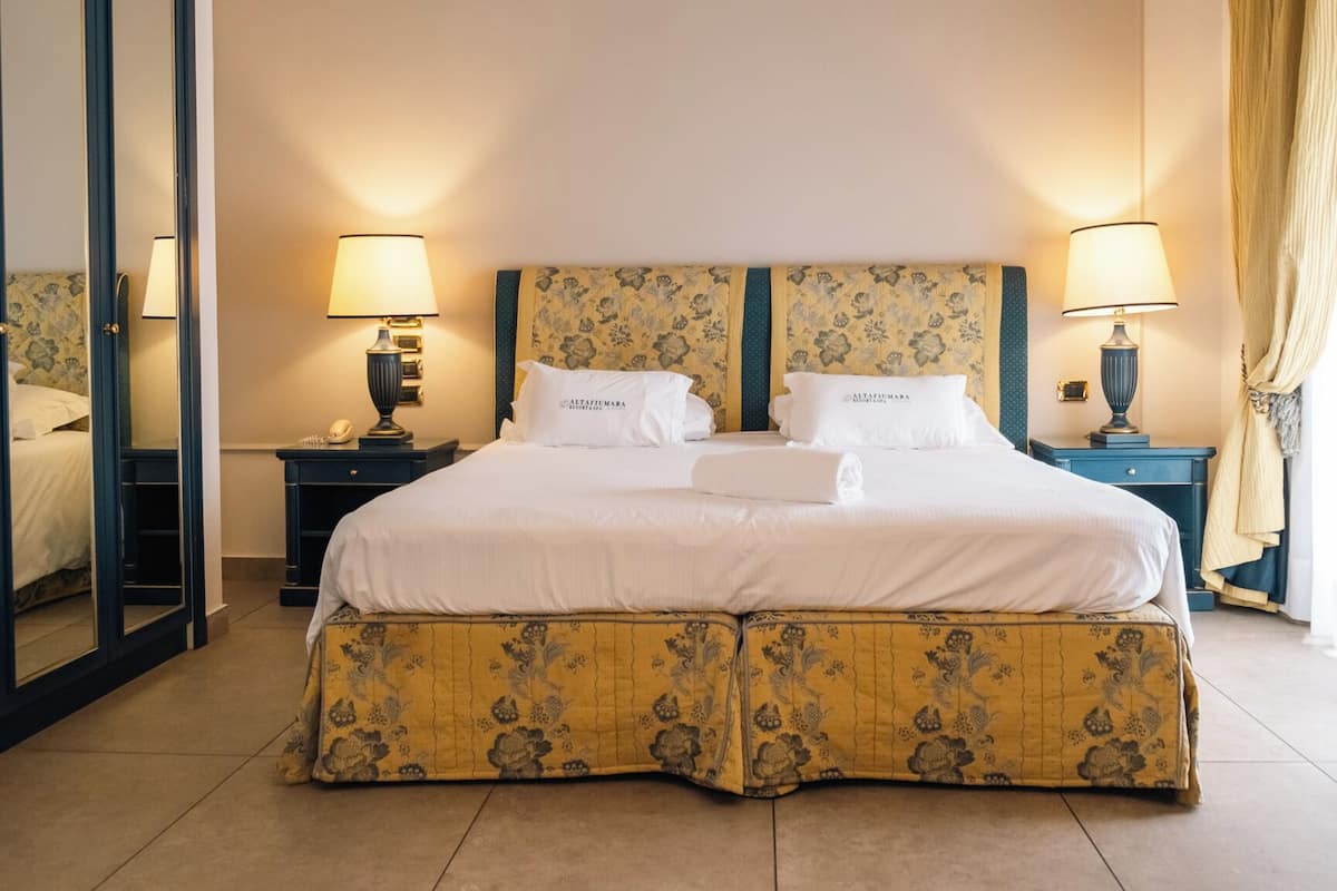 Basic Double or Twin Room | 1 bedroom, premium bedding, minibar, in-room safe