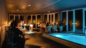 Couples treatment room(s), sauna, hot tub, steam room
