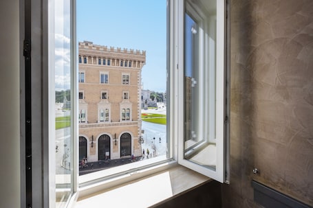 Deluxe Triple Room | View from room